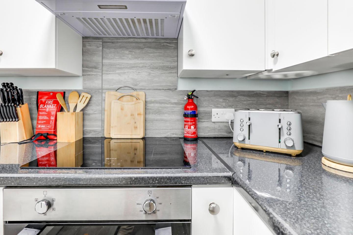 Apartment Stunning Garden Flat, Free Parking, Minutes From Harry Potter Watford (Hertfordshire)