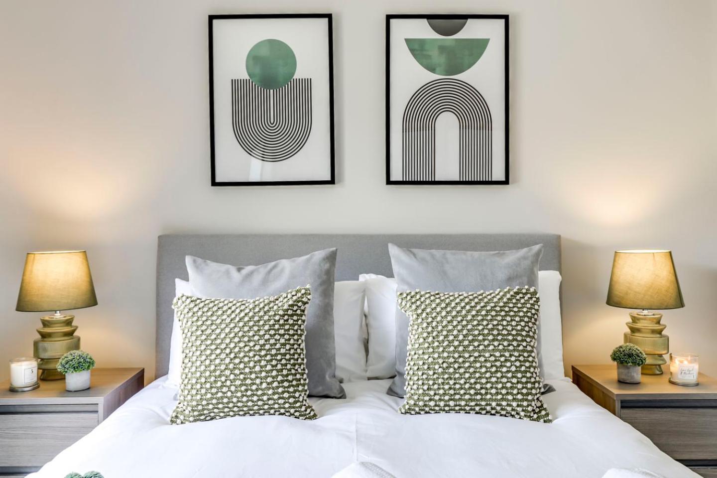 Stunning Garden Flat, Free Parking, Minutes From Harry Potter Apartment *