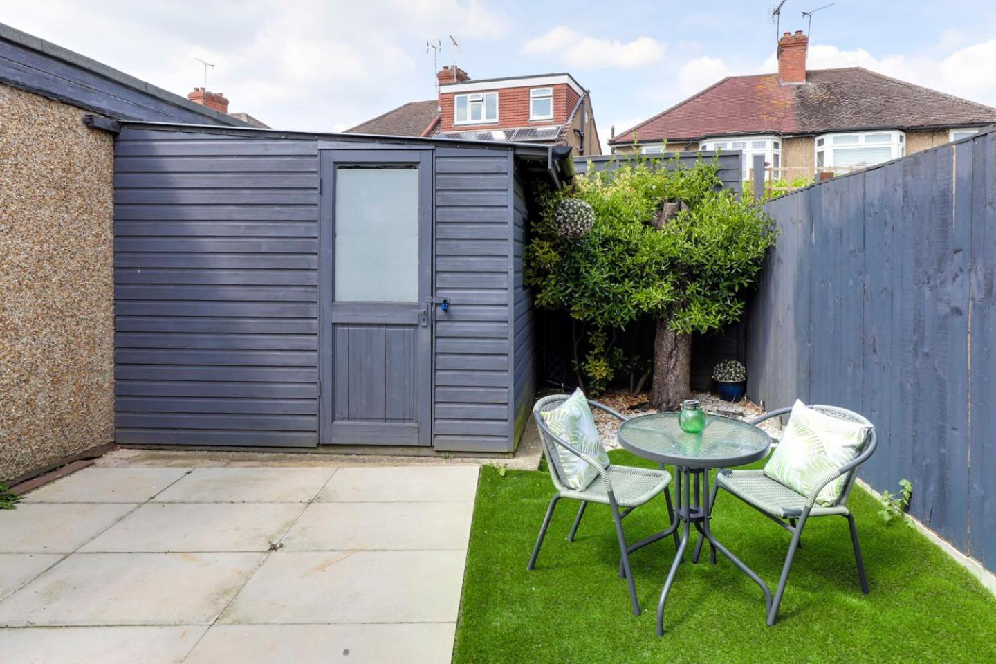 Stunning Garden Flat, Free Parking, Minutes From Harry Potter *